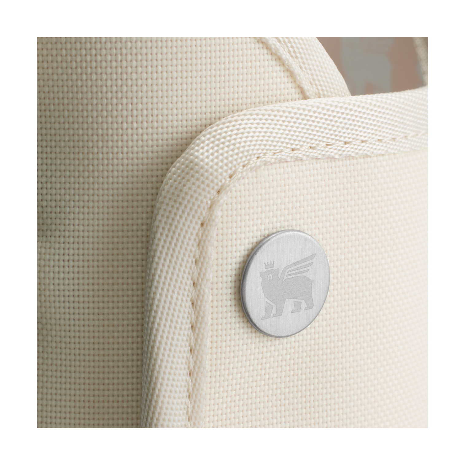 The All Day 40 OZ Quencher Carry-All D053X