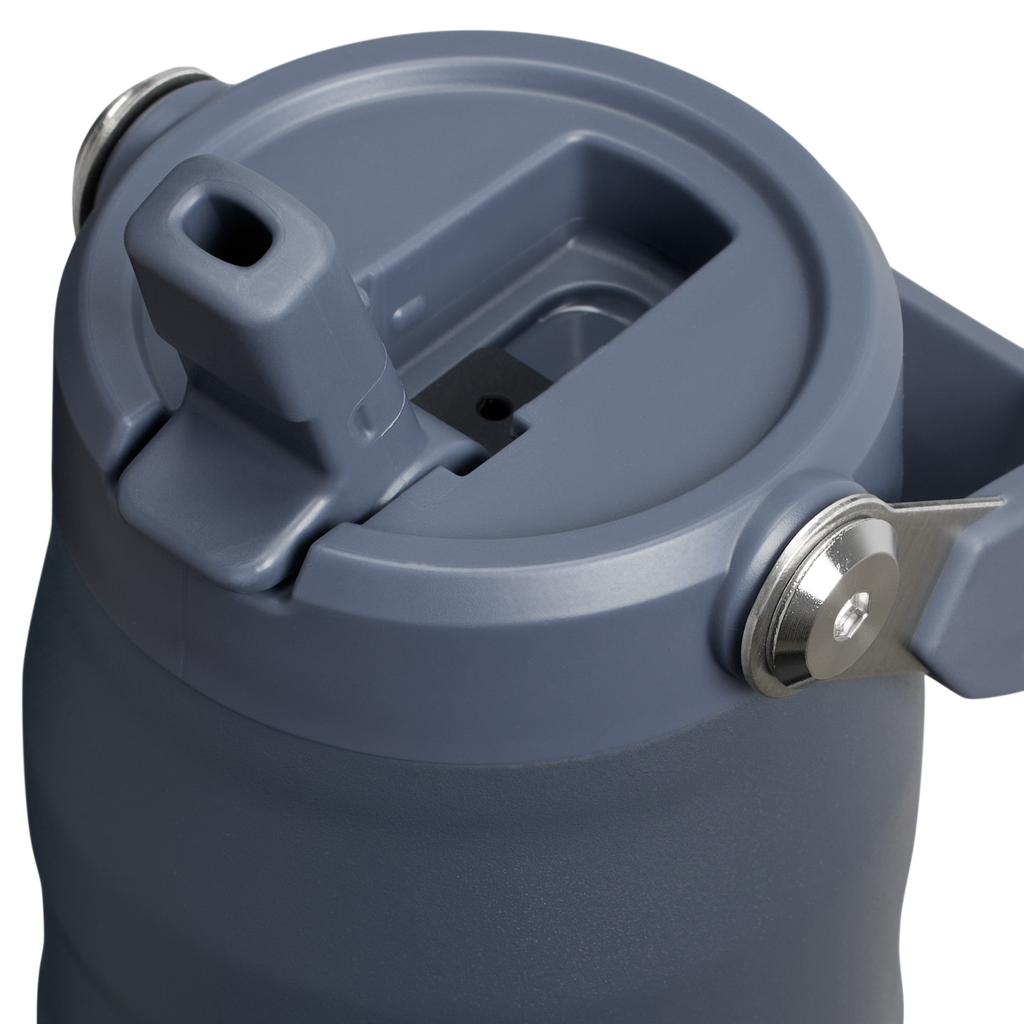 The IceFlow™ Bottle with Flip Straw Lid D058K