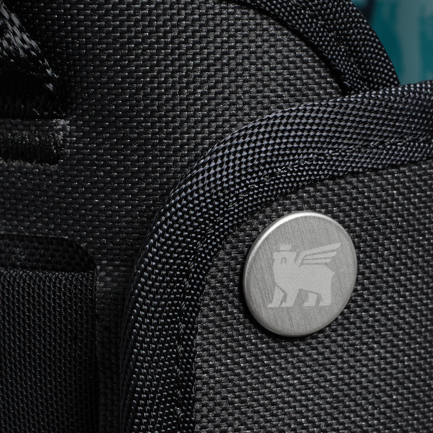 The All Day 30 OZ Quencher Carry-All D108Q