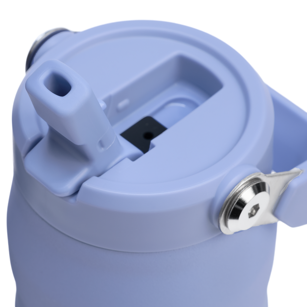 The IceFlow™ Bottle with Flip Straw Lid D058K