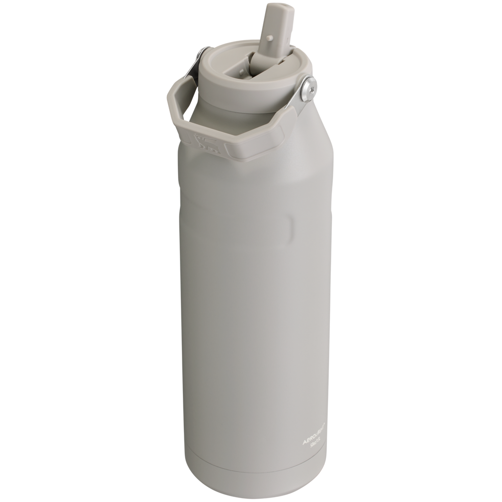 The IceFlow™ Bottle with Flip Straw Lid D060Q