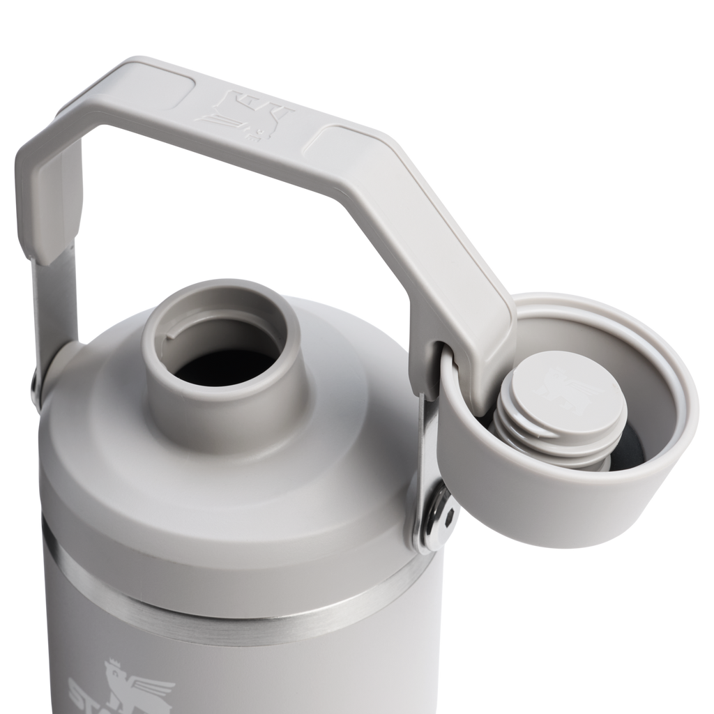 The IceFlow™ Tumbler with Fast Flow Lid D366S