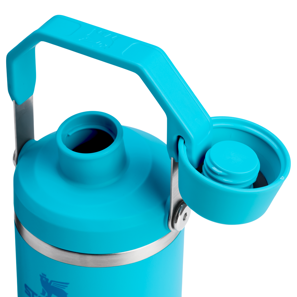 The IceFlow™ Tumbler with Fast Flow Lid D103N